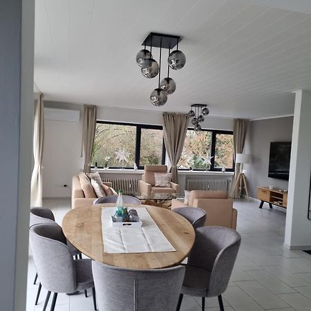 Ferienwohnung Am Rheinpark 엠메리흐 외부 사진