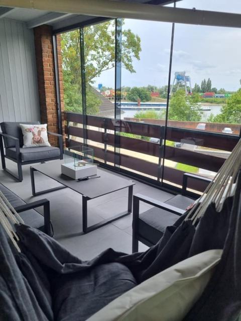 Ferienwohnung Am Rheinpark 엠메리흐 외부 사진