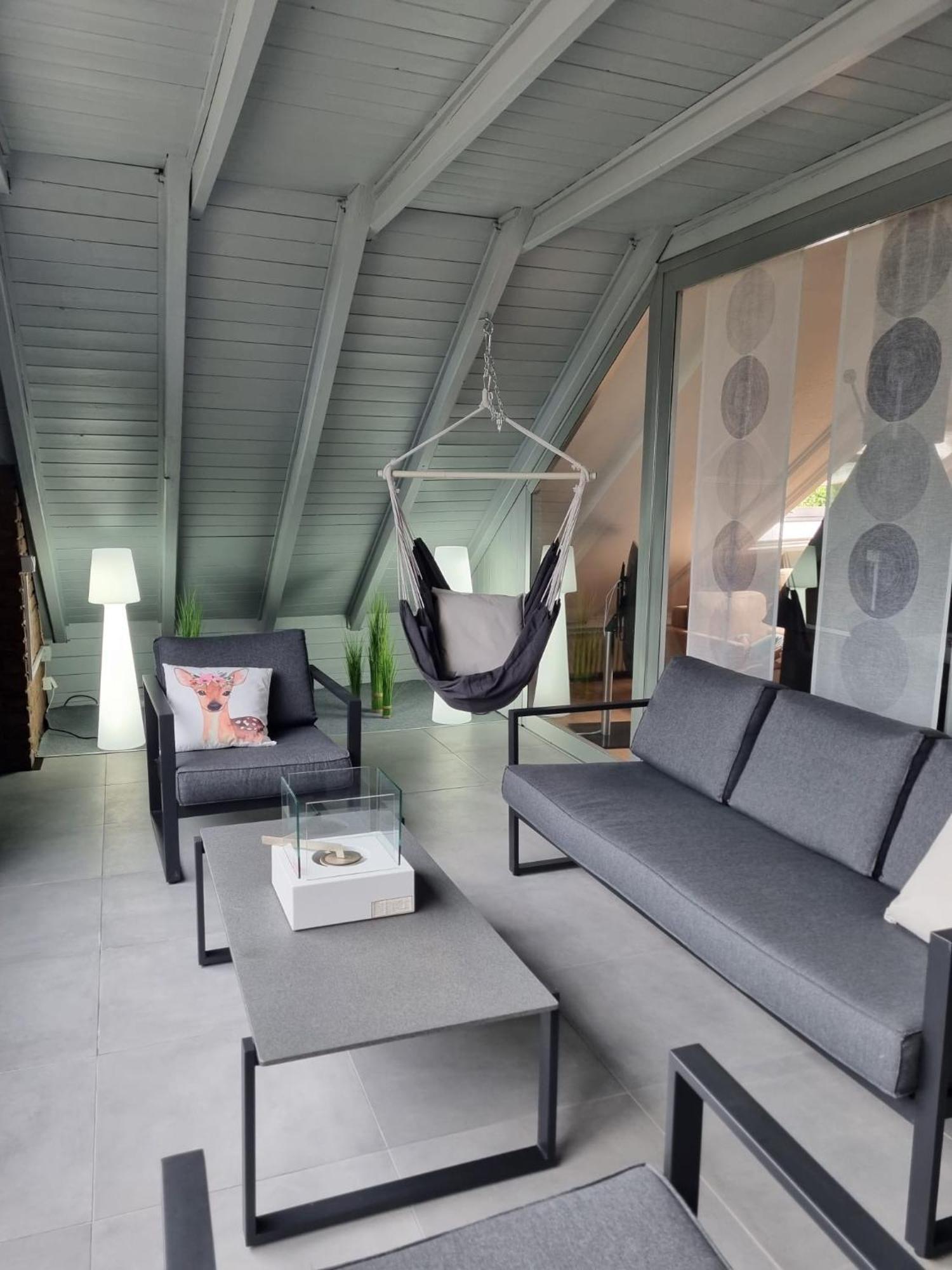 Ferienwohnung Am Rheinpark 엠메리흐 외부 사진