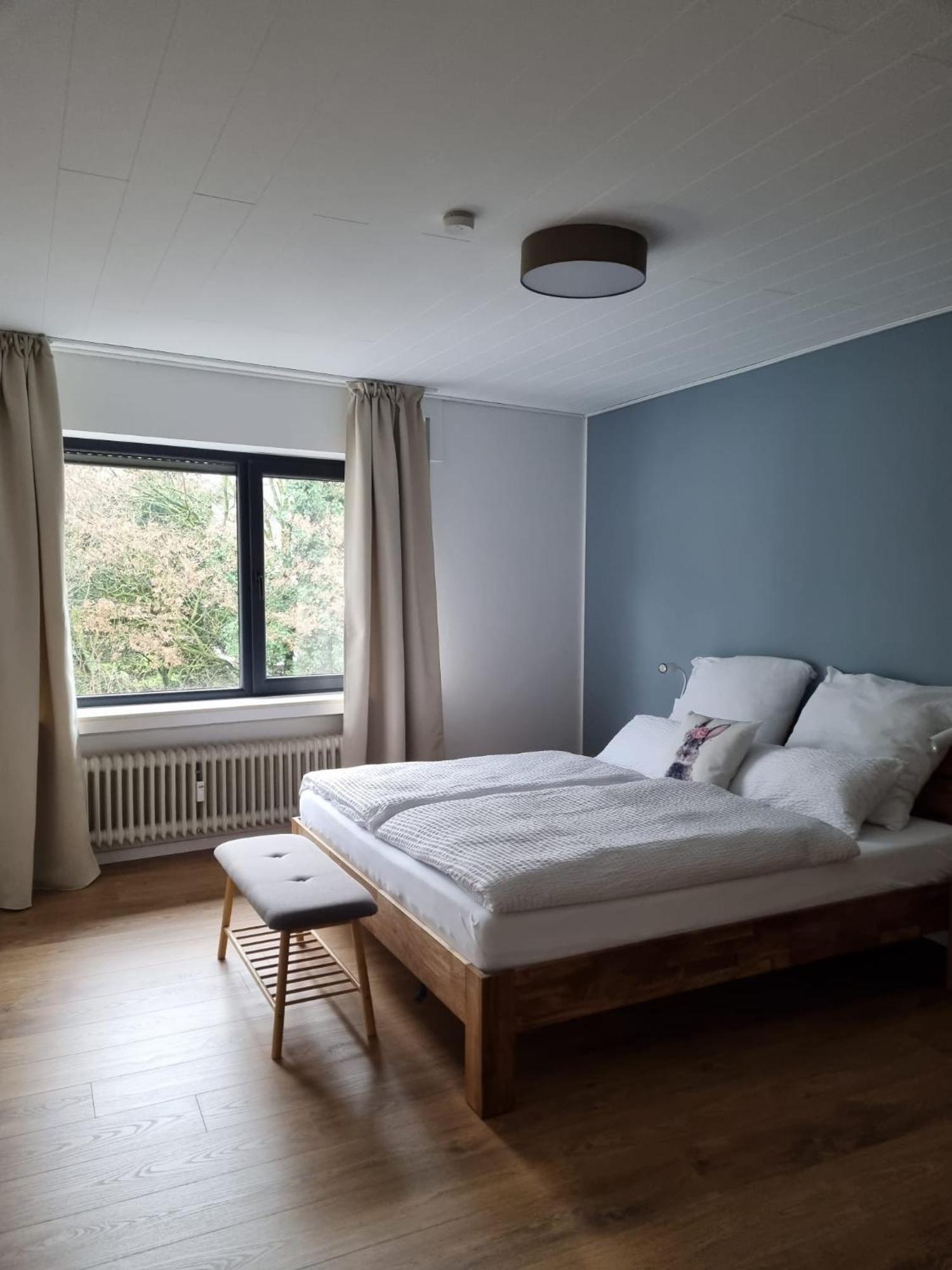 Ferienwohnung Am Rheinpark 엠메리흐 외부 사진